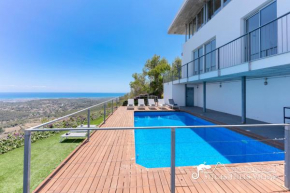 Stunning views to sea from Modern Villa El Mirador near Sitges